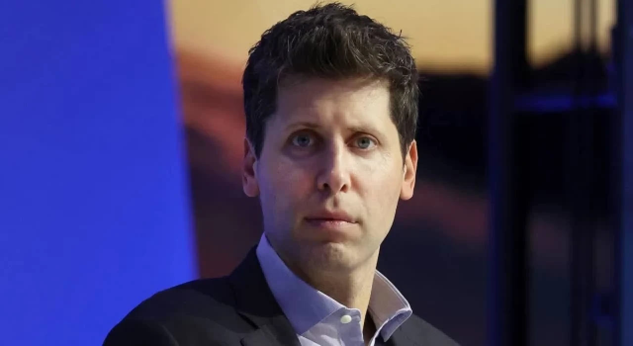 Görevden alınan OpenAI kurucu ortağı Sam Altman, günler sonra şirkete geri döneceğini açıkladı