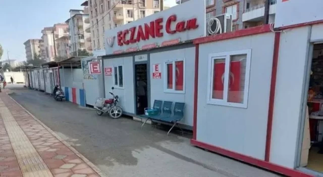Hatay’da 3 konteyner eczaneye hırsız girdi