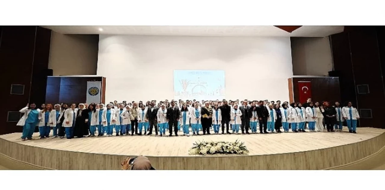 HRÜ’de Geleceğin Diş Hekimleri İlk Önlüklerini Giydi