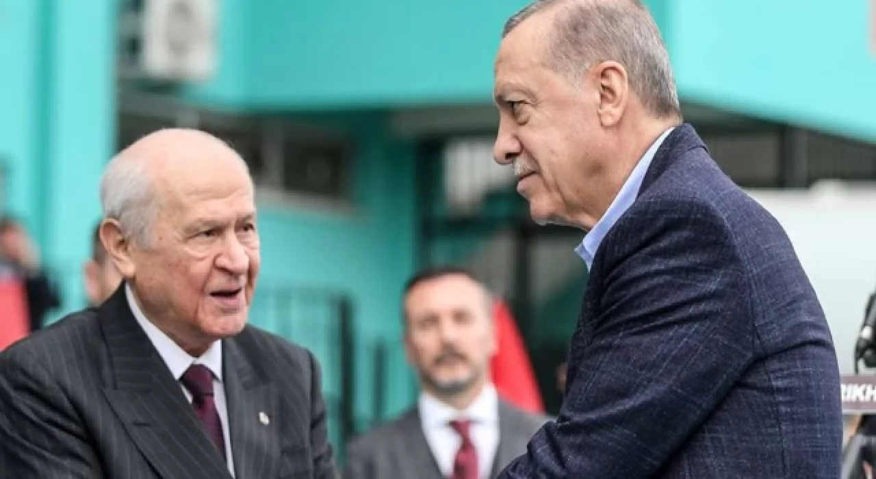 Yerel seçimde AK Parti, 30 büyükşehirde 3 belediyeyi MHP'ye bırakacak iddiası