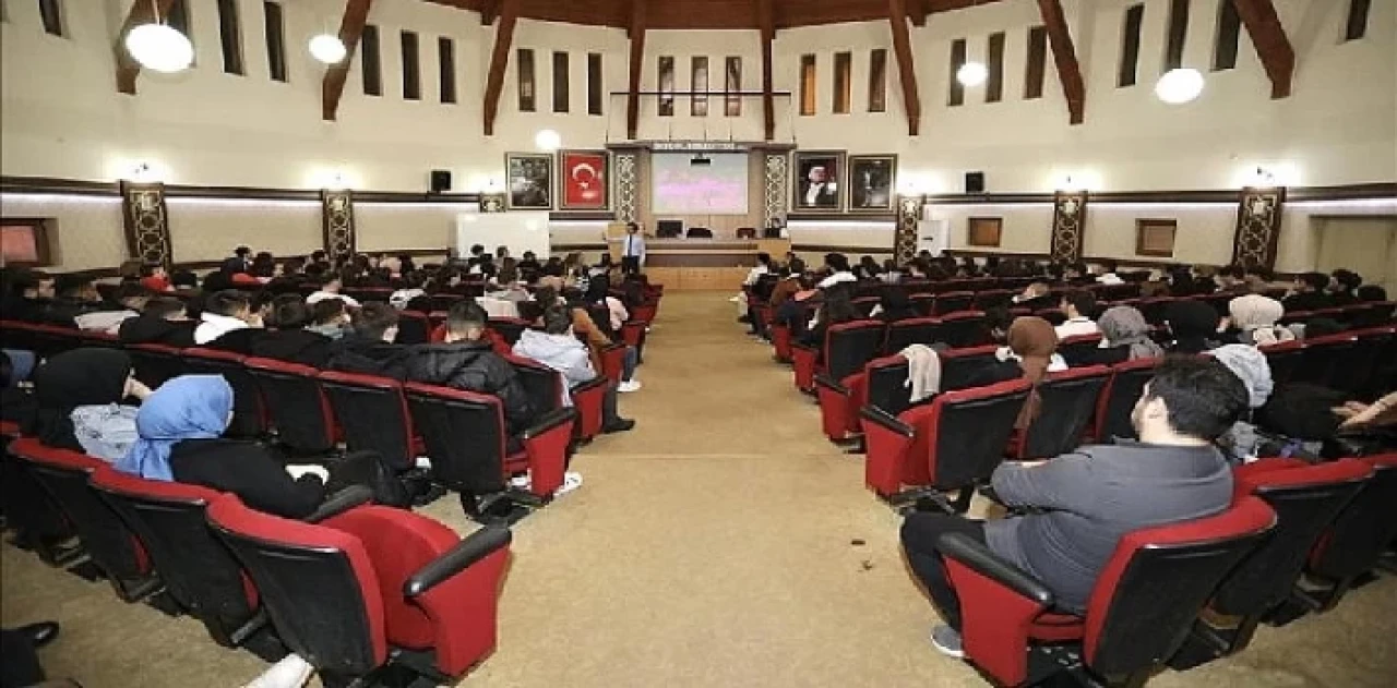 2. Sosyal Girişimcilik Eğitimine Yoğun İlgi