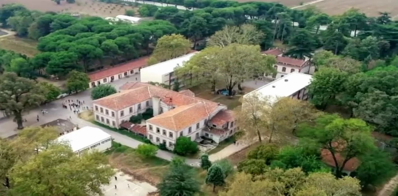 Bursa’da 2. Abdülhamid Han’ın yaptırdığı okula Osmangazi desteği