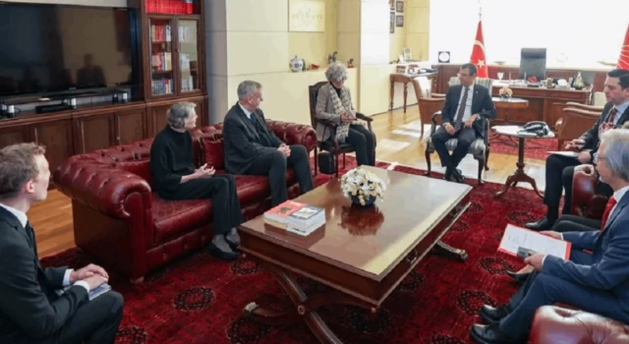 CHP lideri Özel, Alman Büyükelçi Schulz ile görüştü