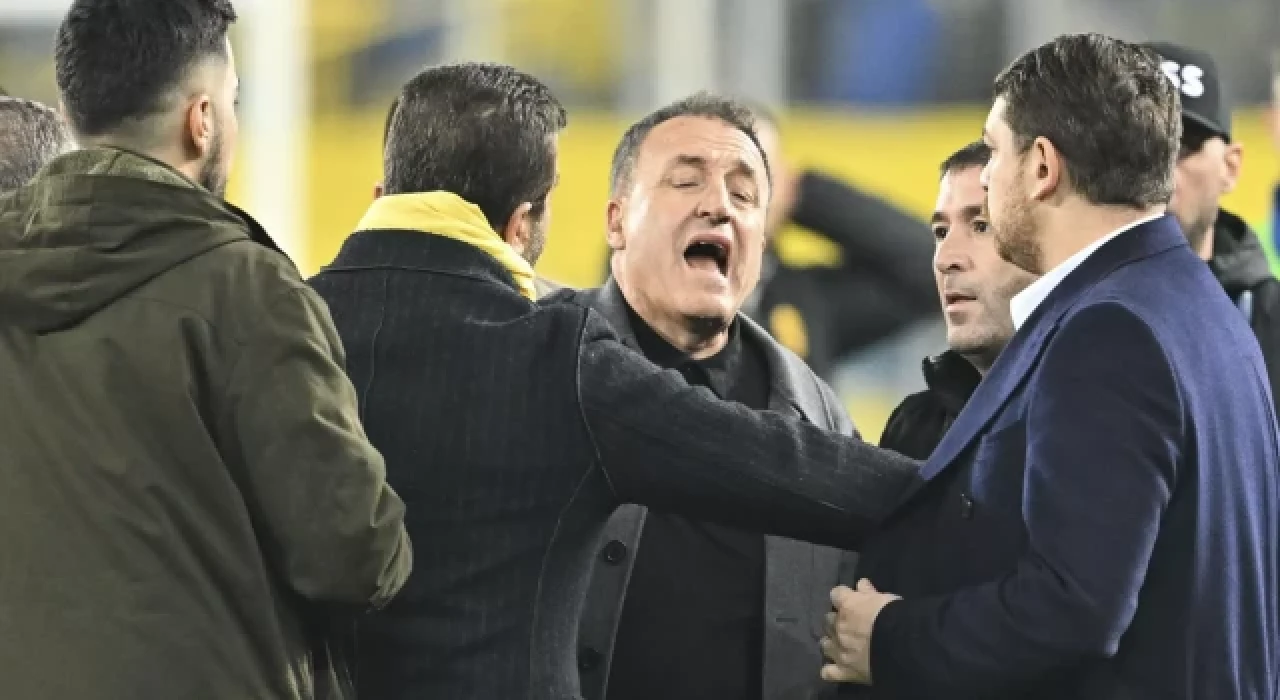 Hakeme saldıran Faruk Koca AK Parti üyeliğinden istifa etti