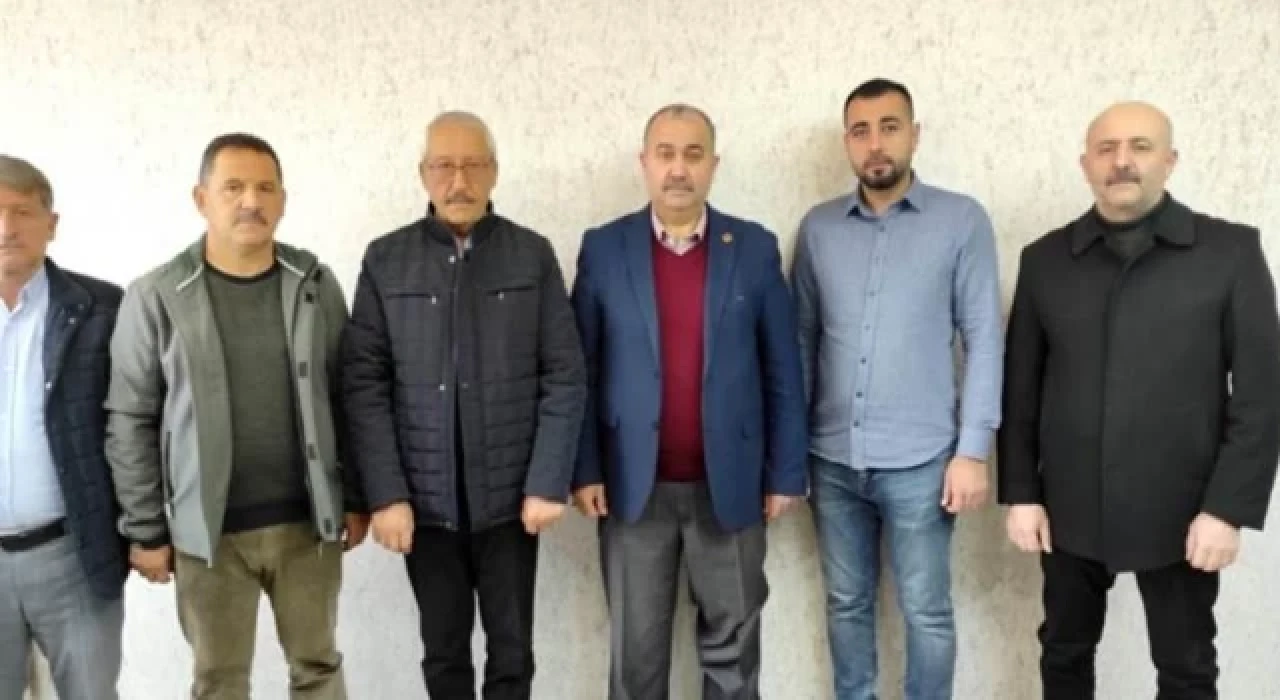 Meclis’te İYİ Partili kalmadı: Belediye meclis üyeleri istifa etti