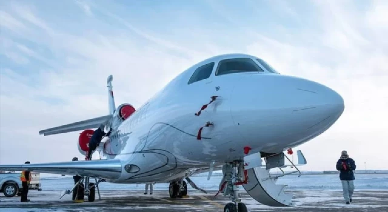 Rahmi Koç uçağını satışa çıkardı