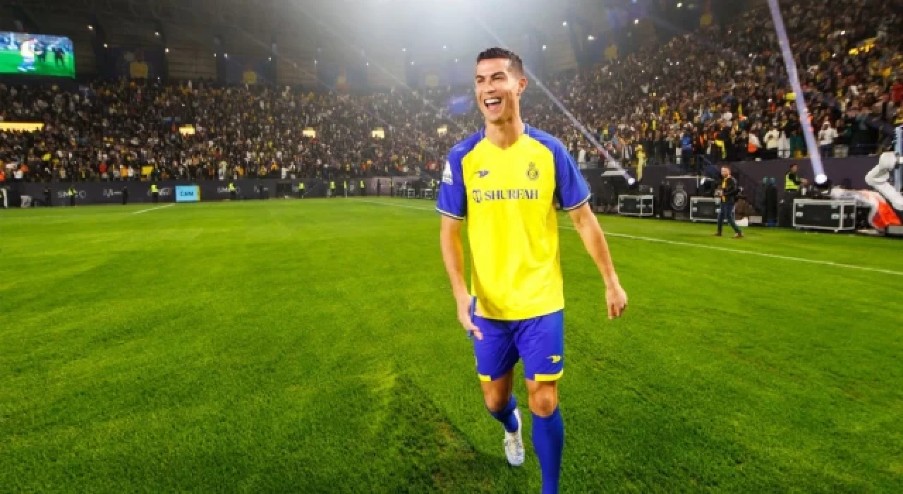 Ronaldo'dan yeni rekor: 2023 yılının en golcü futbolcusu oldu