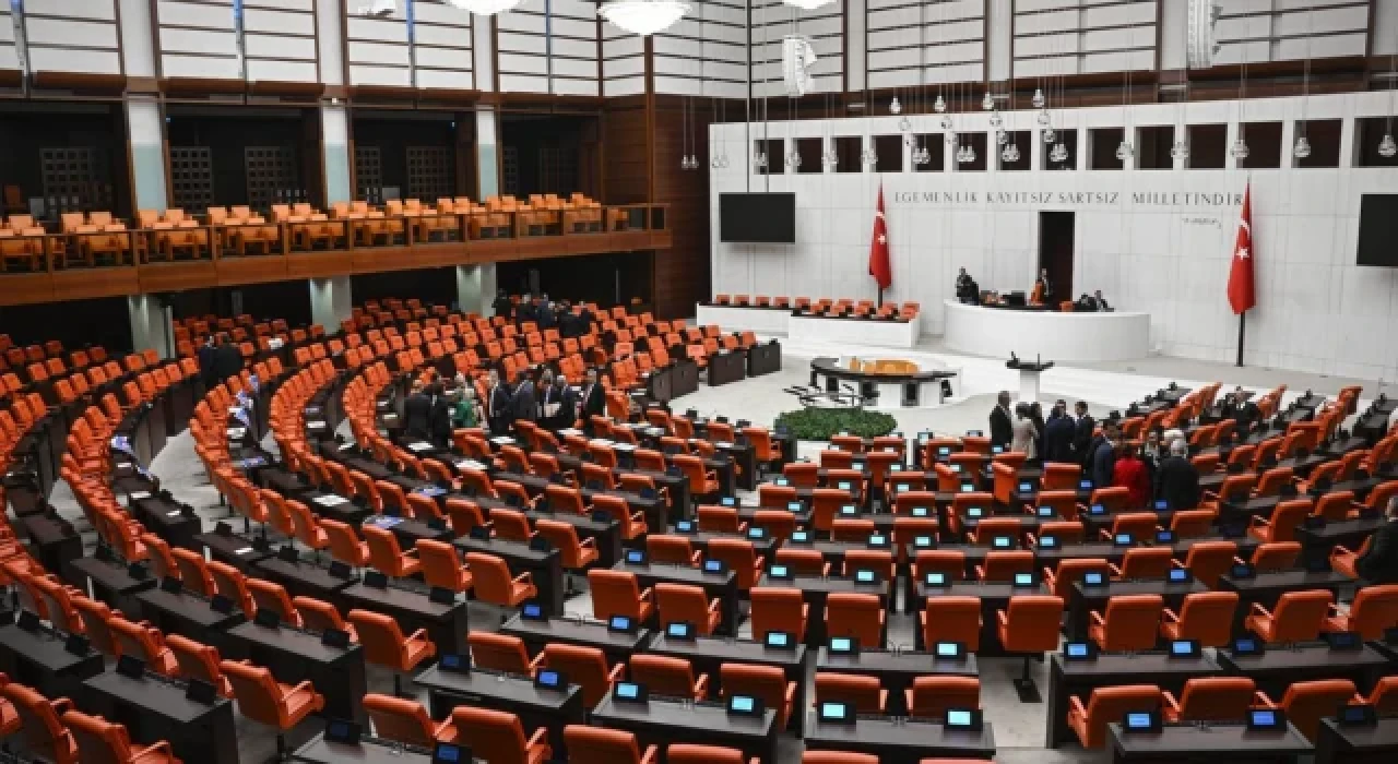 TBMM Genel Kurulu, Saadet Partili Hasan Bitmez'in vefatı nedeniyle bugün çalışmayacak