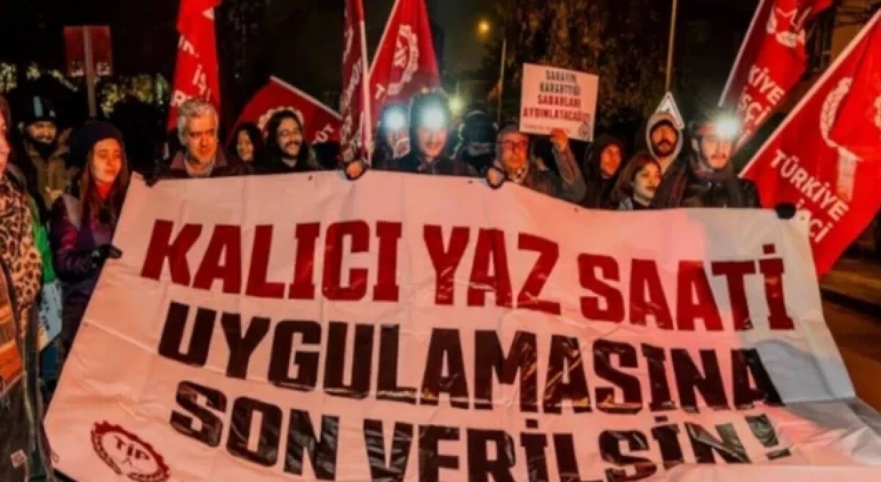 TİP'ten 'karanlığa uyananlar' eylemi: Enerji Bakanlığı'na yürüdüler