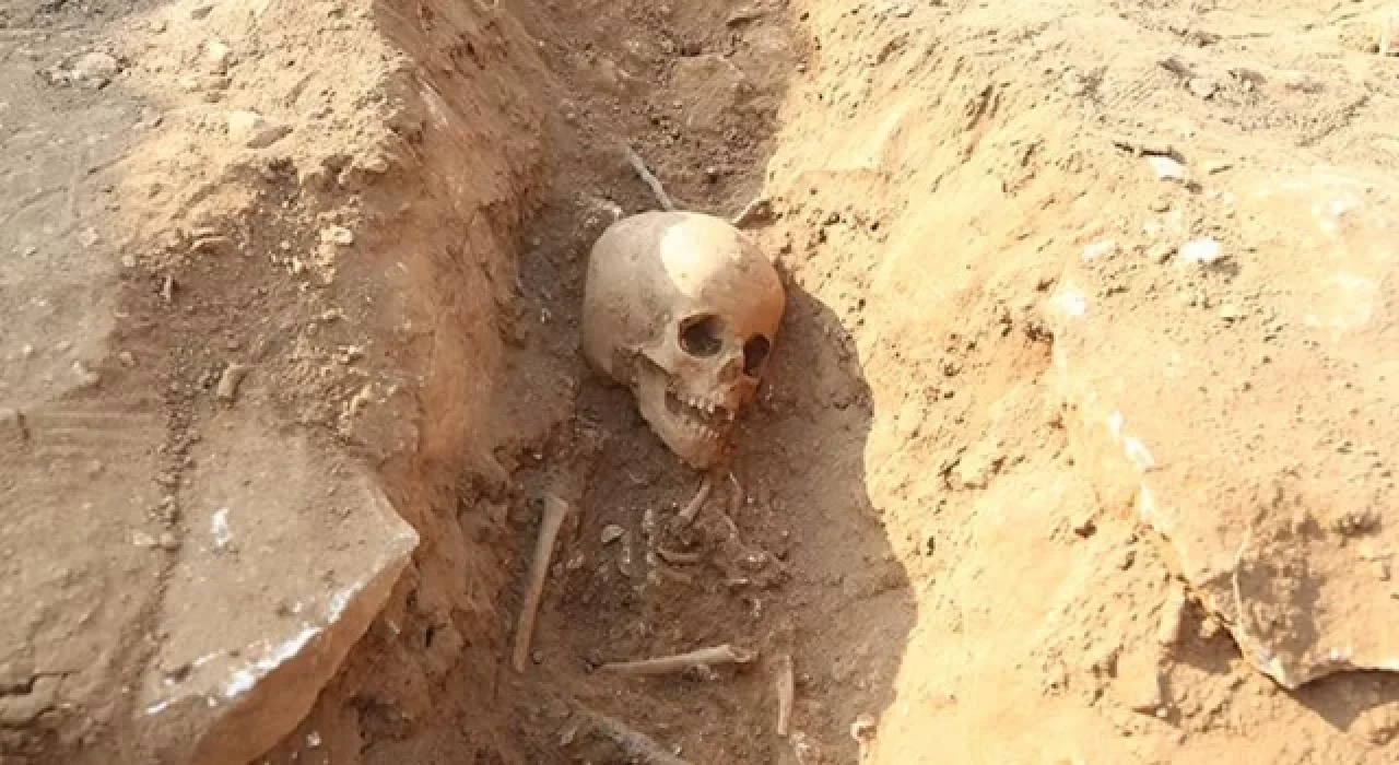 Diyarbakır'daki kazıda 54 çocuğa ait mezarlık bulundu