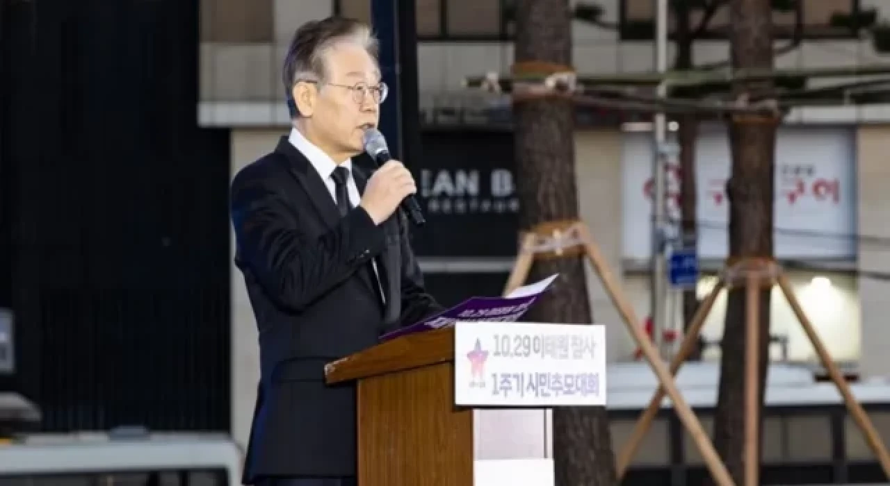 Güney Koreli muhalif lider Lee, basın toplantısında boynundan bıçaklandı