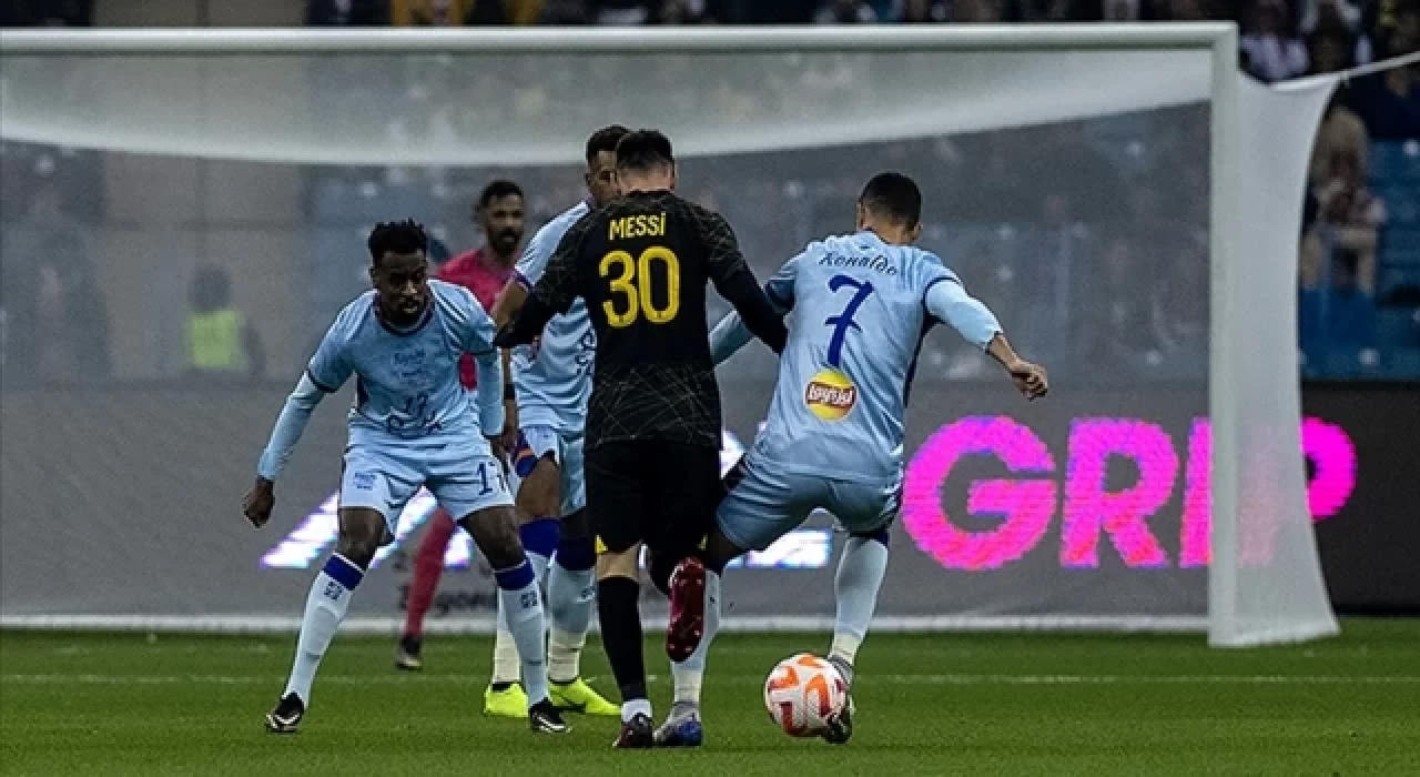 Messi ile Ronaldo'nun takımları yarın karşı karşıya gelecek