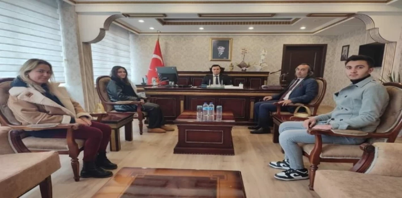 Başkan Aydoğmuş Kaymakam Nezir’i makamında ziyaret etti