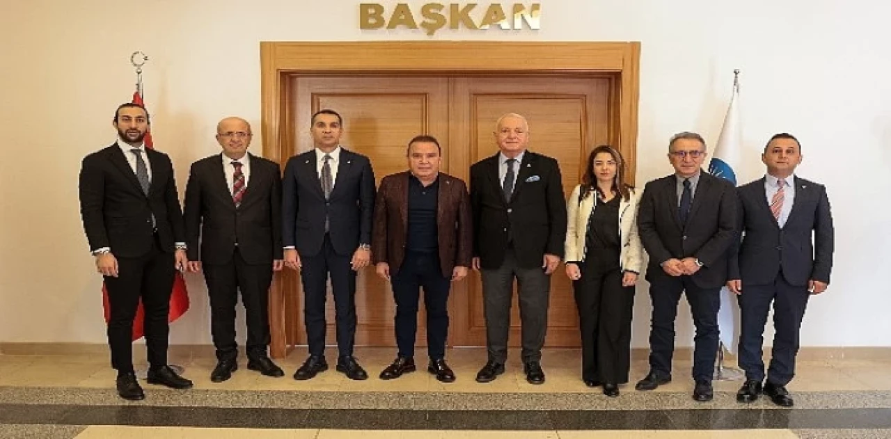 Başkan Böcek’e ANSİAD’dan ziyaret
