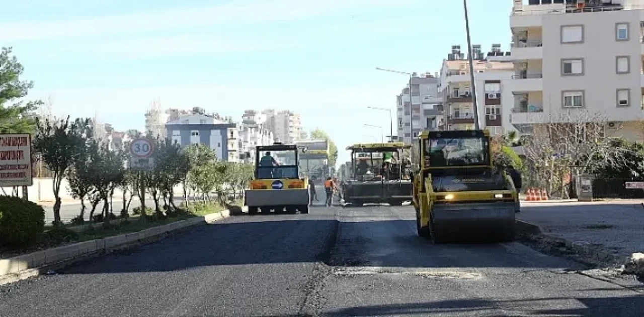 Boğaçayı Caddesi Asfaltı yenileniyor