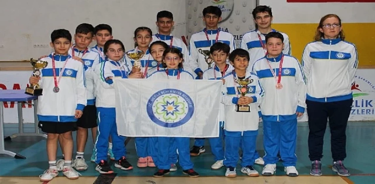 Muğla Büyükşehir Masa Tenisi Sporcularından 8 Madalya Birden