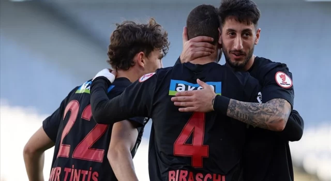 Ziraat Türkiye Kupasında VavaCars Fatih Karagümrük çeyrek finale yükseldi