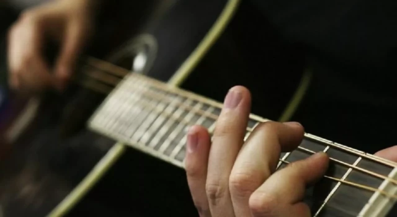 12 bin şarkı incelendi: Sözler artık daha öfkeli