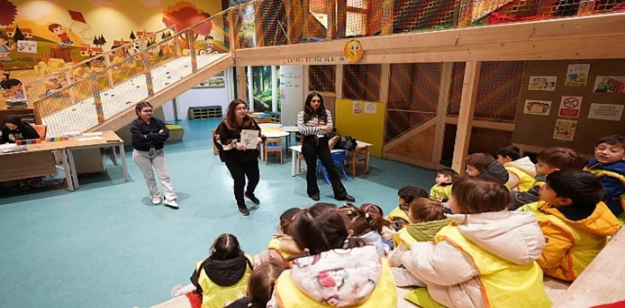 İlçedeki kütüphane sayısını 23’e çıkaran Beylikdüzü Belediyesi,  her yıl 25-31 Mart tarihleri arasında gerçekleşen “Kütüphane Haftası”nı bir dizi etkinlikle kutlad