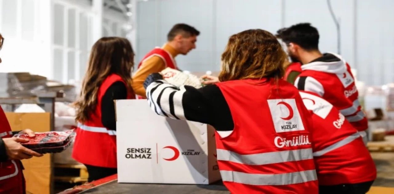 Kızılay Ramazan’da milyonlara ulaşıyor