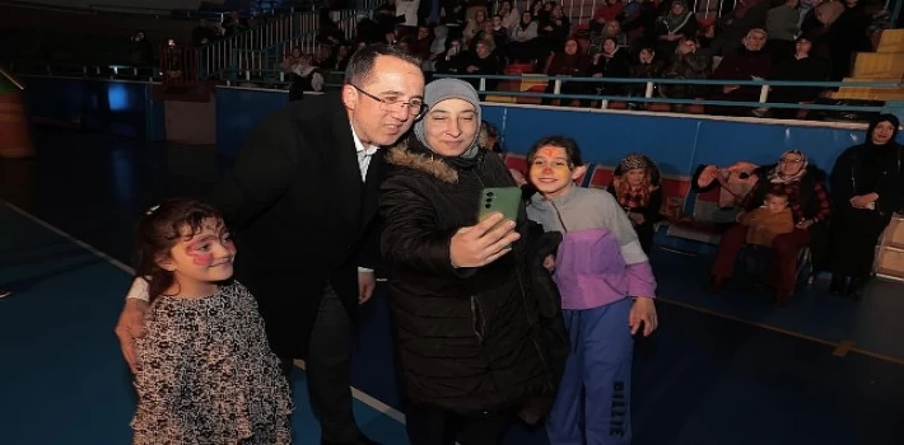 Nevşehir Belediyesi Tarafından Düzenlenen Kadınlar Matinesi’ne Büyük İlgi