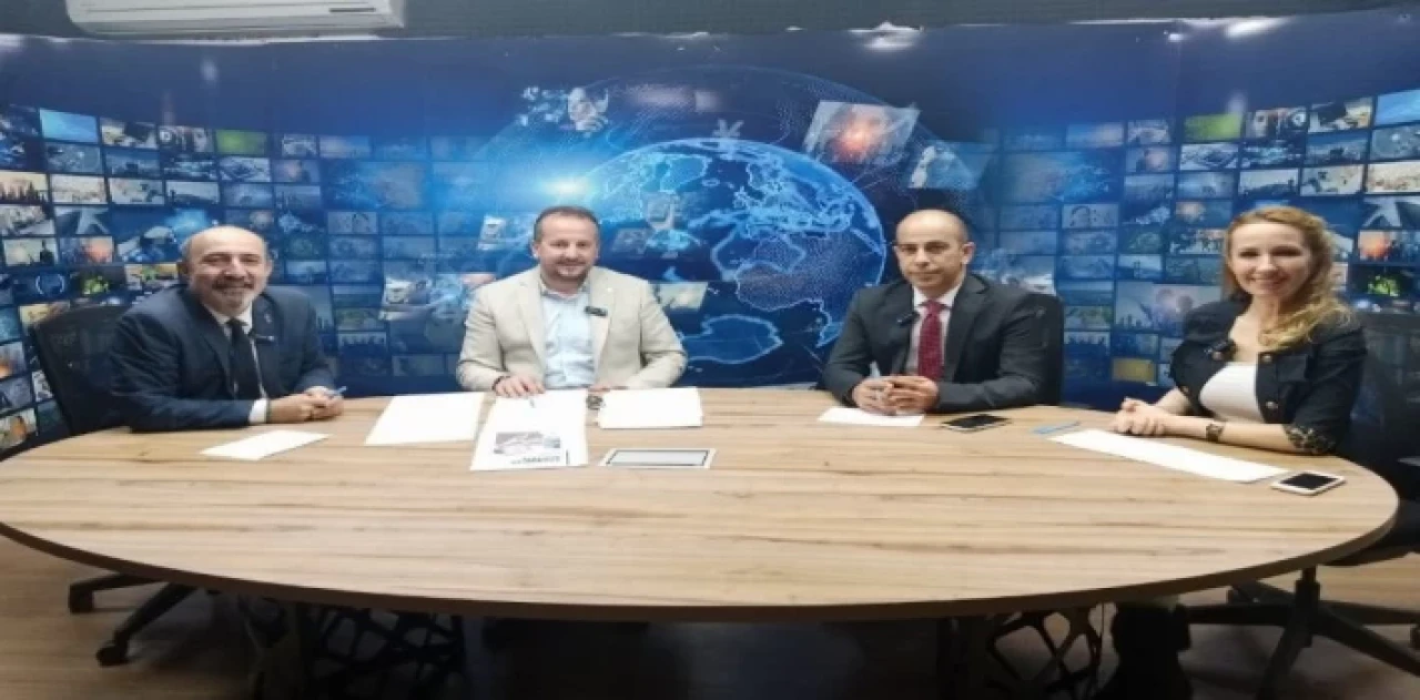 Refik Özen: ”CHP zihniyeti milletten umudunu kesmiş DEM’den umut bekliyor”