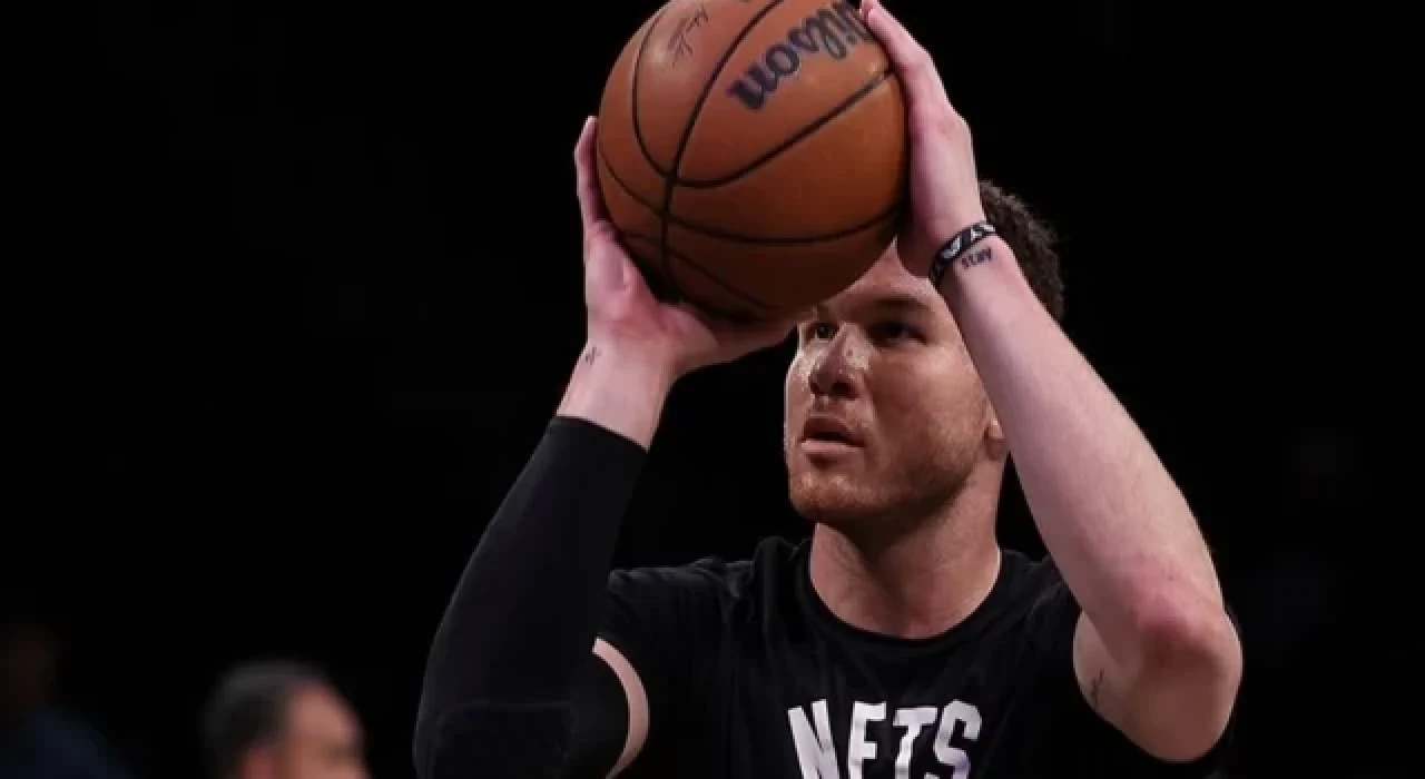 Boston Celtics'in oyuncusu Blake Griffin, 35 yaşında parkelere veda etti