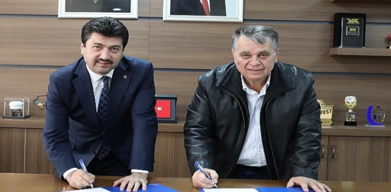 Creavit &amp; Sakarya Uygulamalı Bilimler Üniversitesi (SUBÜ) Arasında İş Birliği Protokolü İmzalandı