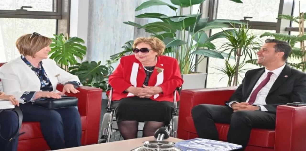 Türk Kadınlar Konseyi’nden Manisa Büyükşehir’e ziyaret
