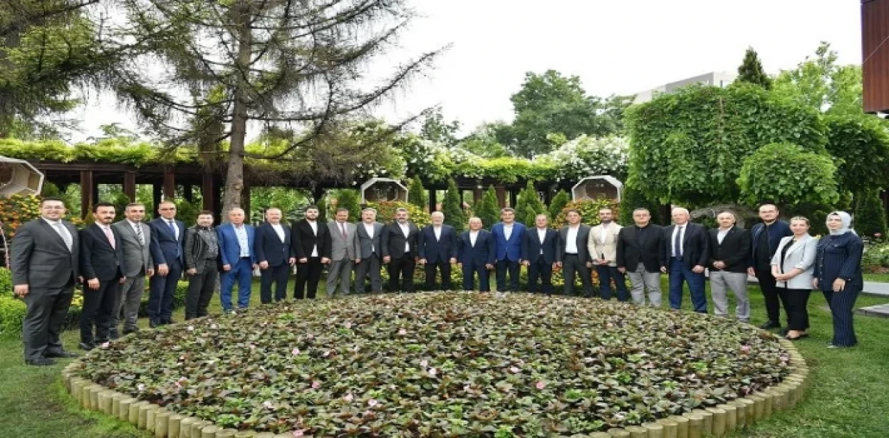 AK Parti heyetinden Büyükkılıç’a ziyaret