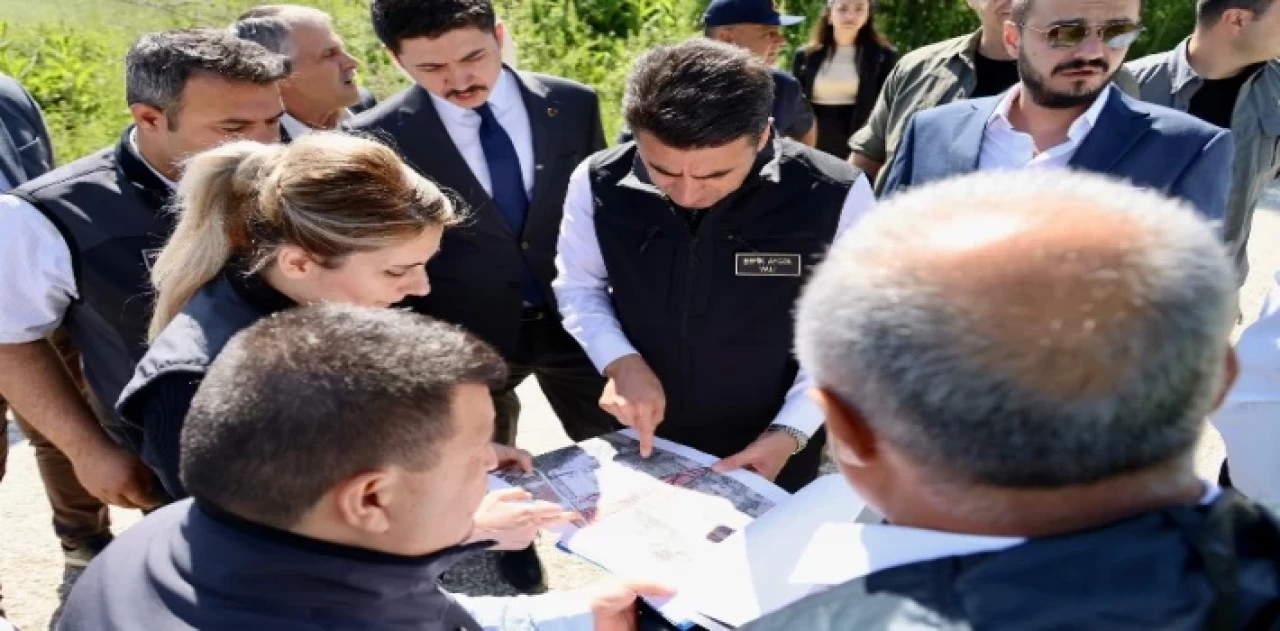 Bilecik’te 25 yıllık köy yoluna Vali Aygöl el attı