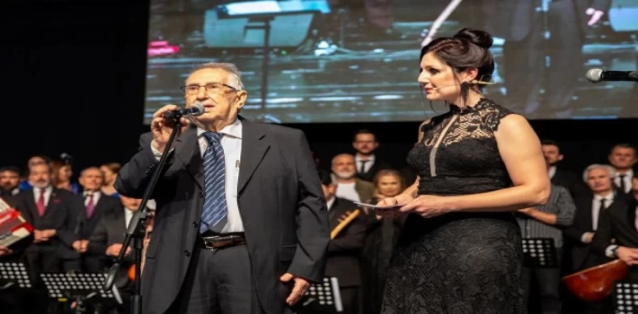 Duayen Paşmakçı’ya Bursa’dan türkülü vefa gecesi