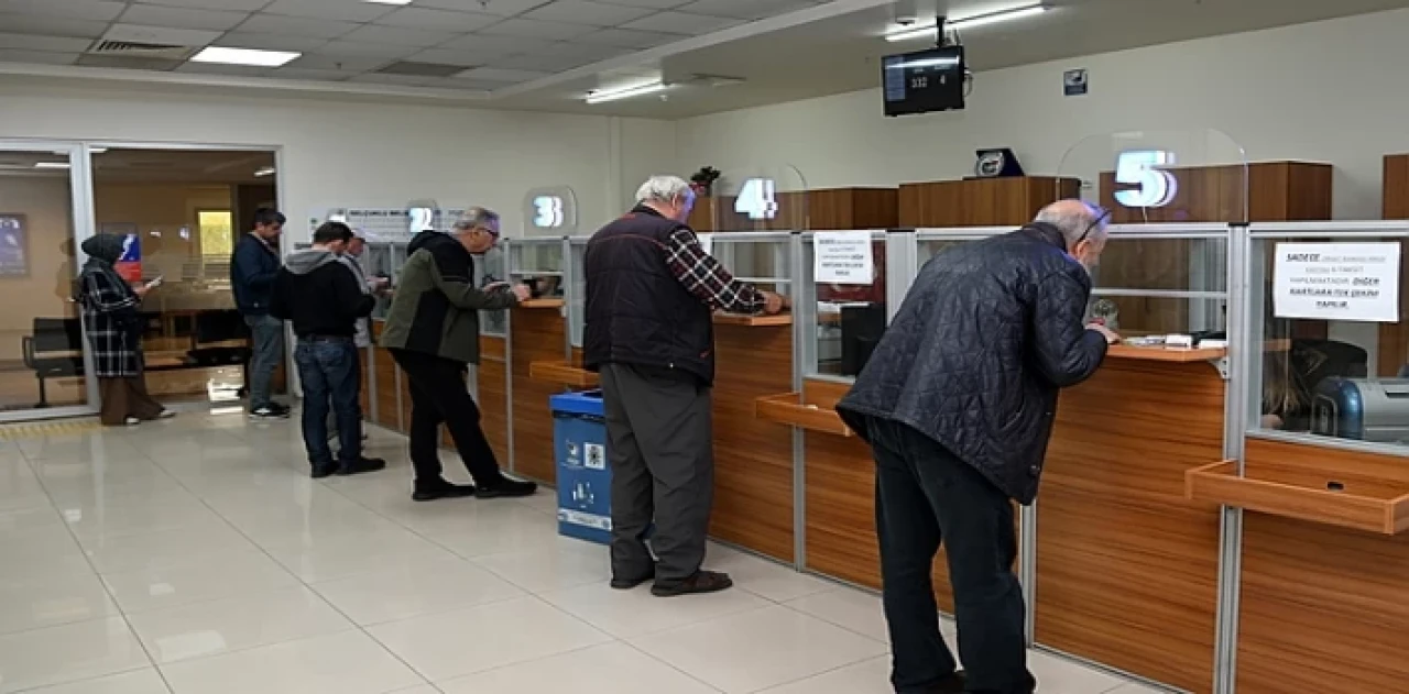 Emlak, Çevre Temizlik ve İlan Reklam Vergileri’nin ilk taksiti için ödemeler devam ediyor.  İlk taksit ödemelerinde son gün ise 31 Mayıs Cuma