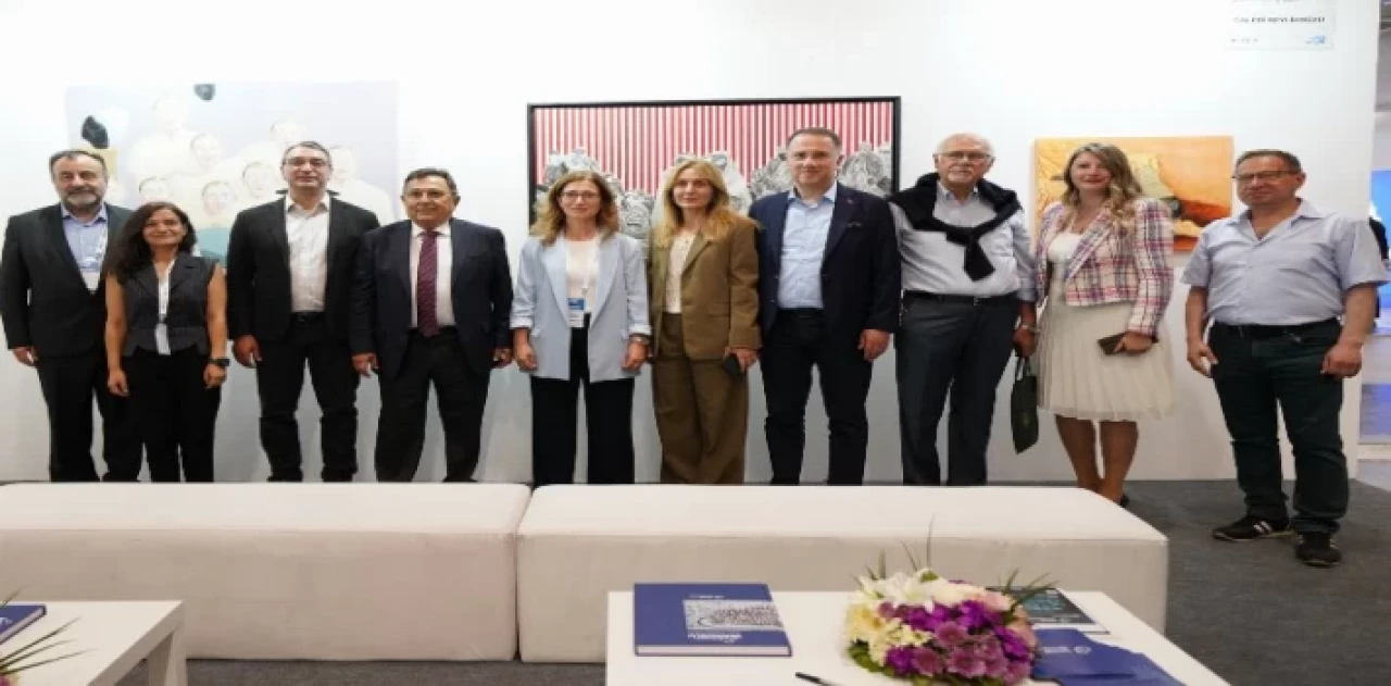 İstanbul Beylikdüzü’nde Başkan Çalık’tan ArtContact’ı ziyaret