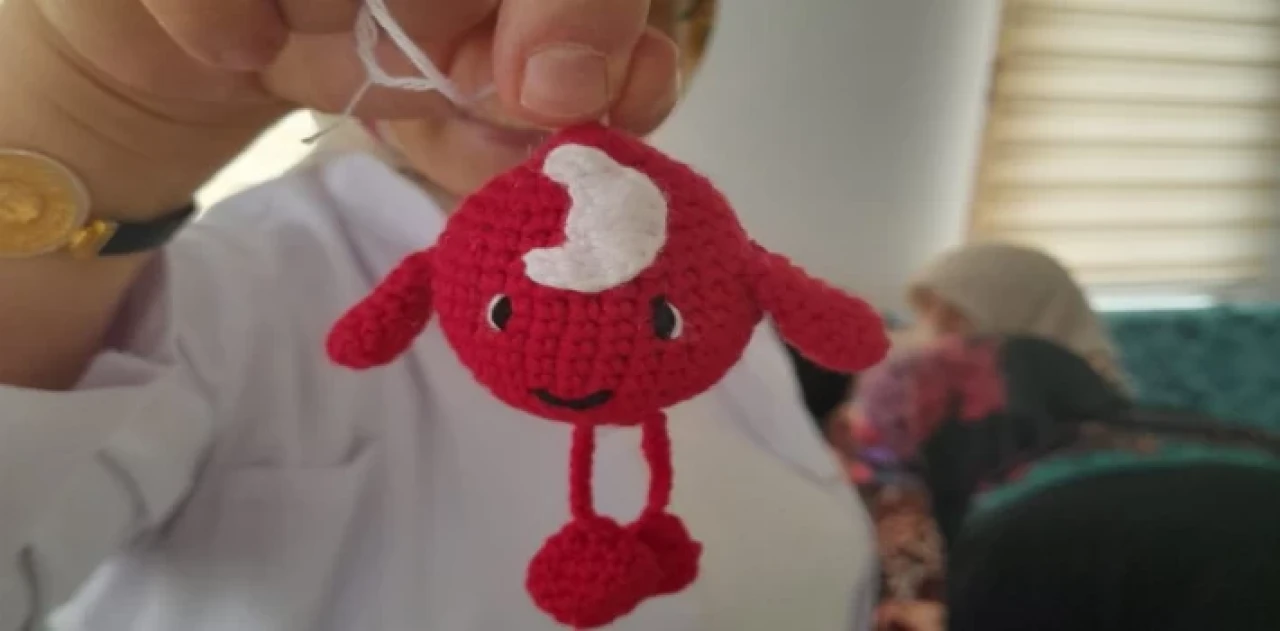 Kızılay’ın gönüllülerinden iyilik örgüsü