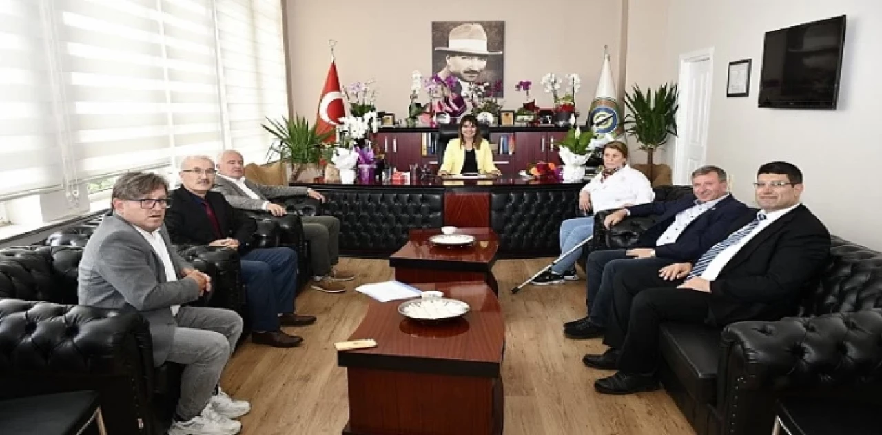 Malkara Belediyesi TÜM BEL-SEN  Mayıs 2024 Perşembe günü başkanlık makamında toplu iş sözleşmesinin imza töreni gerçekleştirildi