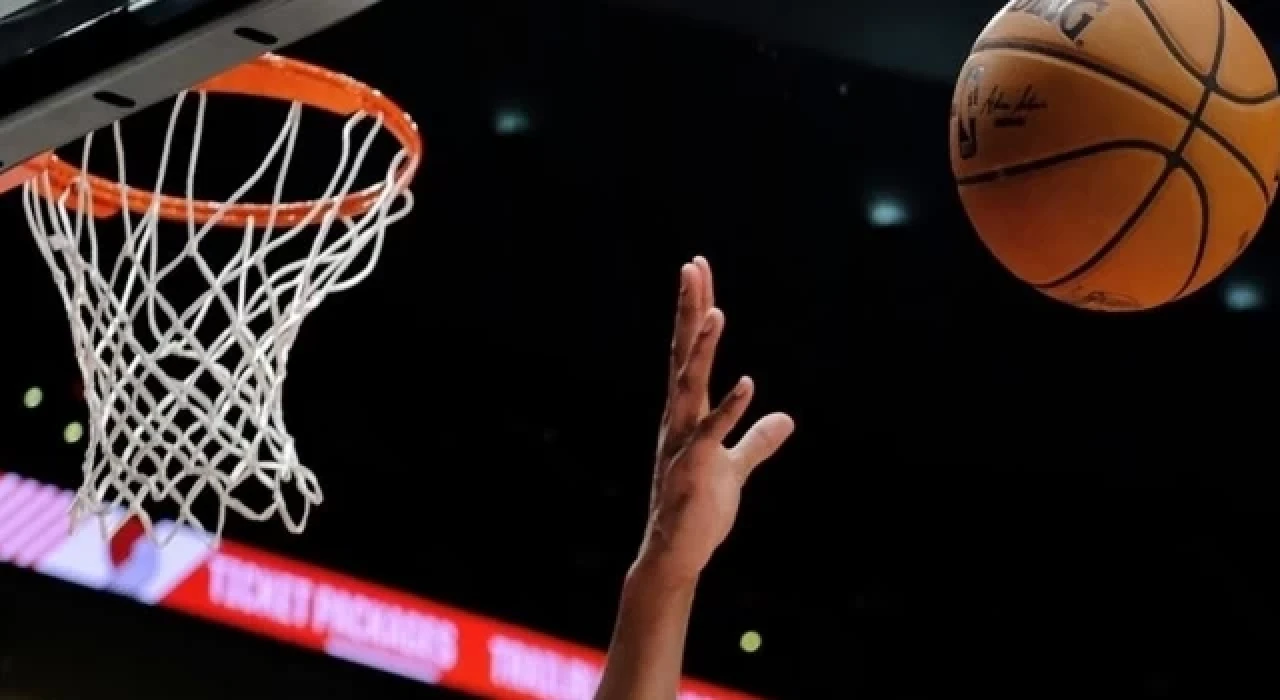 NBA Batı Konferansı'nda Timberwolves, Doğu Konferansı'nda Pacers finale çıktı