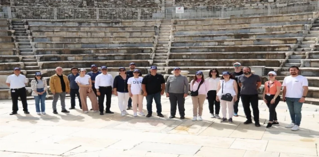 Rektör Vekili Ak’tan Metropolis’e inceleme