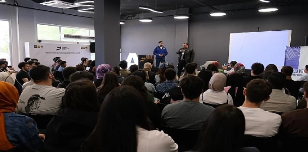 Sosyal İnovasyon Ajansı’nda ”Büyük Veri Forumu” Gerçekleştirildi