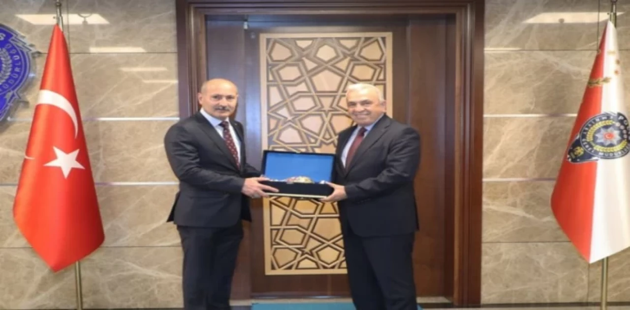 Bursa Nilüfer’de Başkan Özdemir’den nezaket ziyaretleri