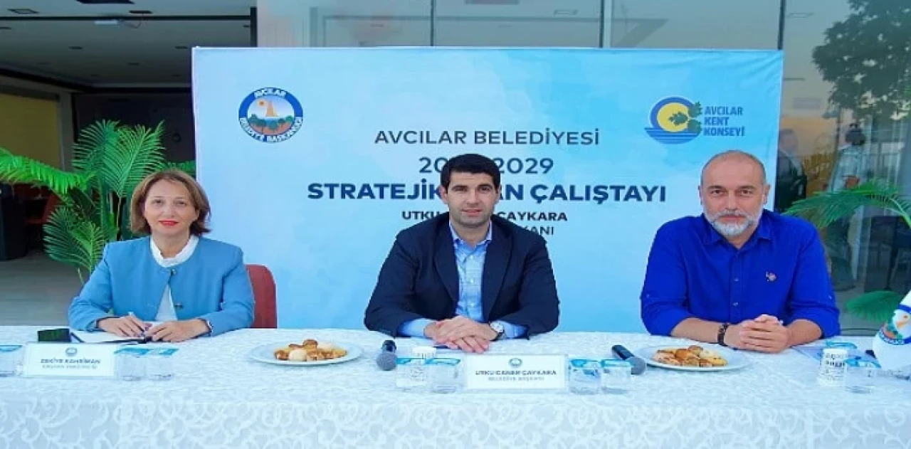 Avcılar’da katılımcılığı arttırmak amacıyla paydaşların görüşlerini almak için Avcılar Belediyesi 2025 ?? 2029 yılları Stratejik Plan Çalıştay’ı düzenlendi