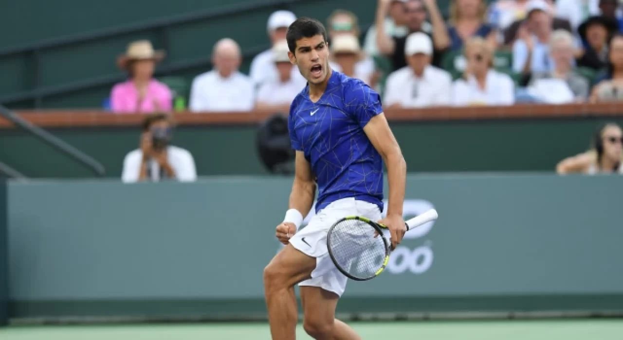 Carlos Alcaraz, üst üste 2. kez Wimbledon şampiyonu oldu