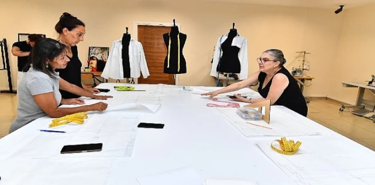 Mor Makas Dikiş Kursu başladı  Kadınlar öğrenerek özgürleşecek