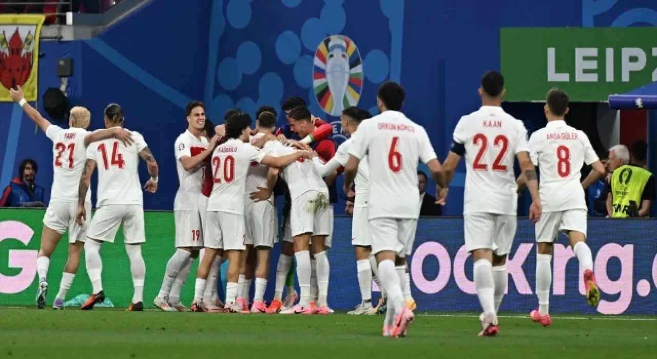 UEFA'nın resmi sitesinde skandal hata! Türkiye yerine Avusturya'yı çeyrek finalist gösterdiler...