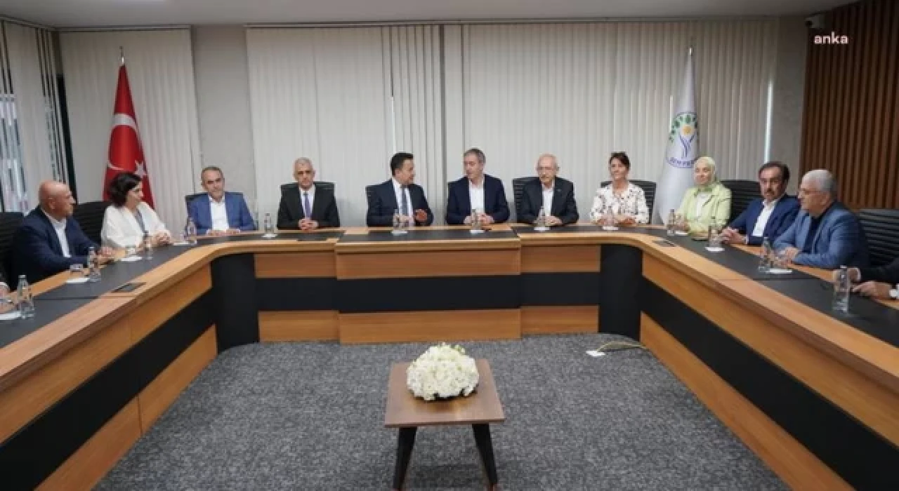 Kılıçdaroğlu ve Babacan'dan DEM Parti'ye taziye ziyareti