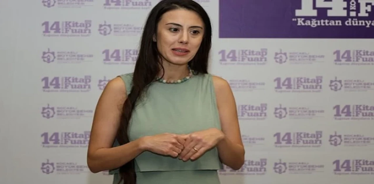 '’Kasabalı bir toplumuz, kasabada sıkışıp kaldık’’