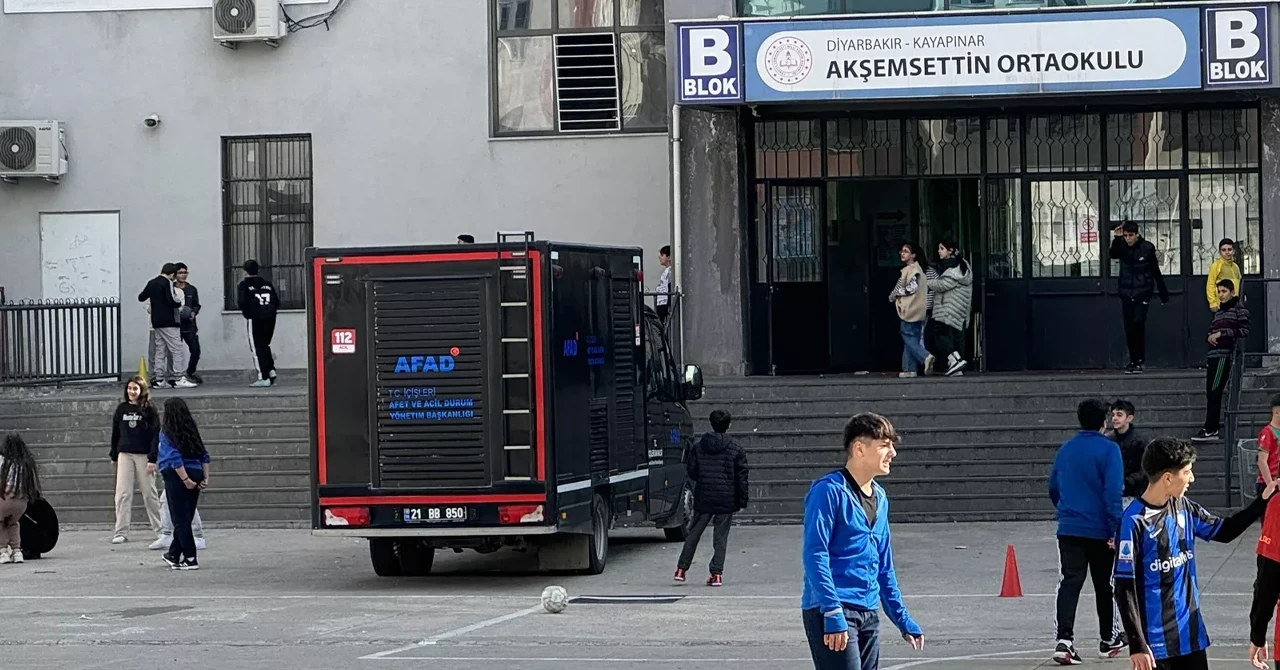 Okulun lavabosuna kimyasal madde attı: AFAD ekipleri harekete geçti