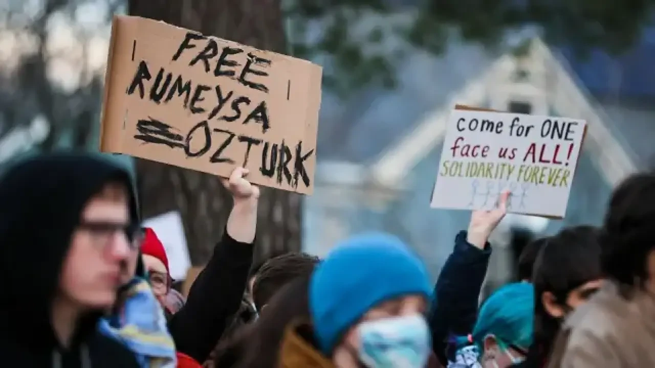 Rümeysa Öztürk Kimdir ve Neden Gözaltına Alındı? 3