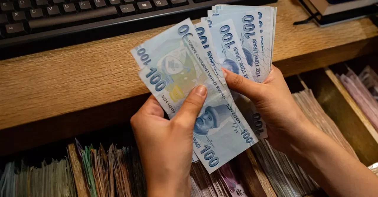 Nisan 2025 güncel emekli promosyonları: 27 bin TL’ye varan ödemeler 3