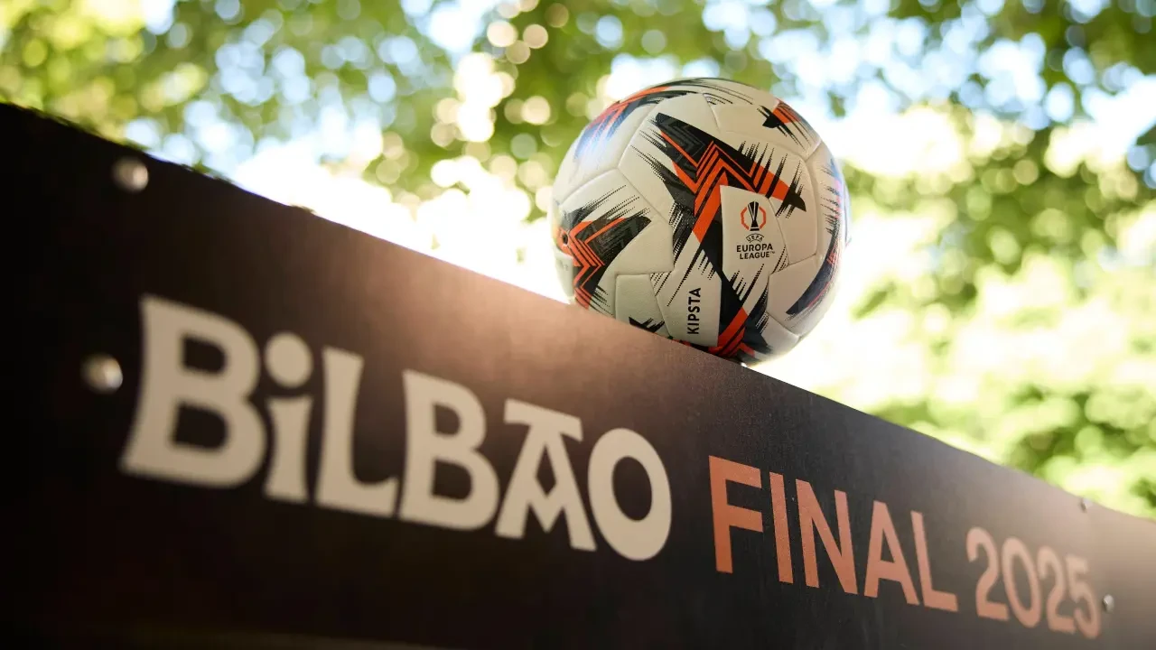 UEFA Avrupa Ligi finalinde iki İngiliz devi karşı karşıya gelecek 2